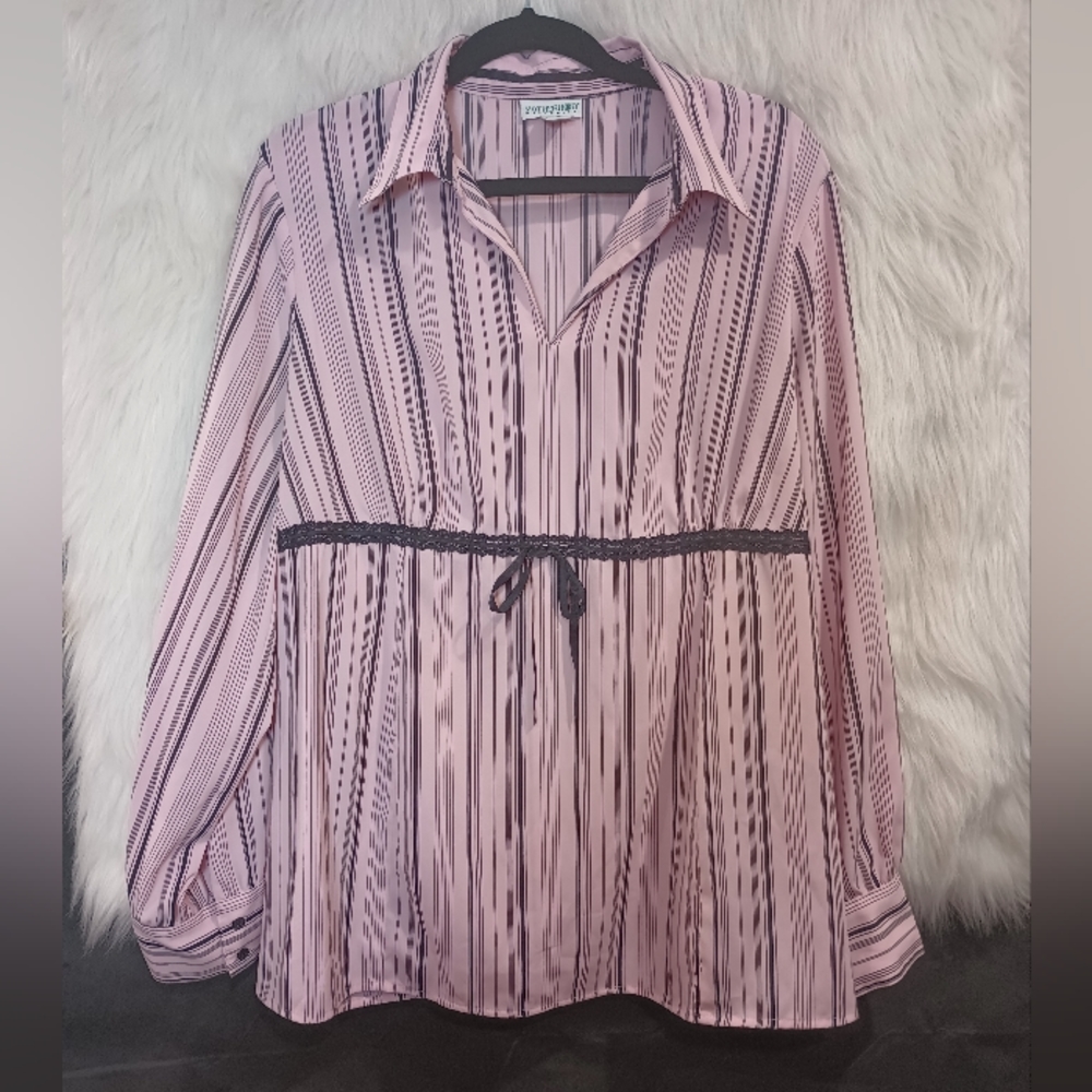 Motherhood Maternity Pink and Black Long Sleeve V-neck Striped Top Size 1X - Picture 4 of 13